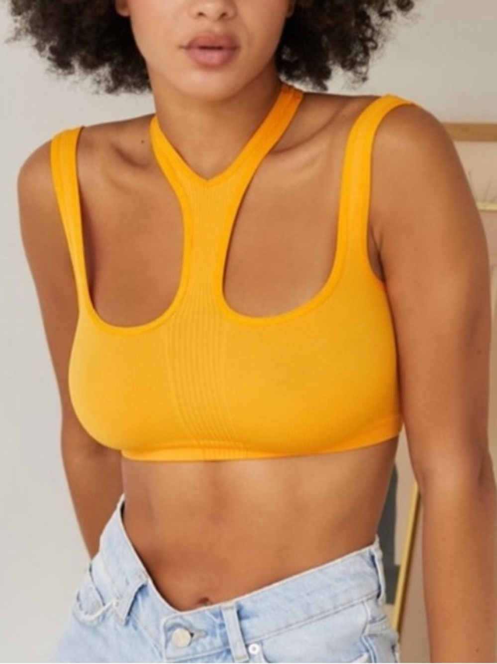 UO out from under nova seamless cutout bra  top M/L